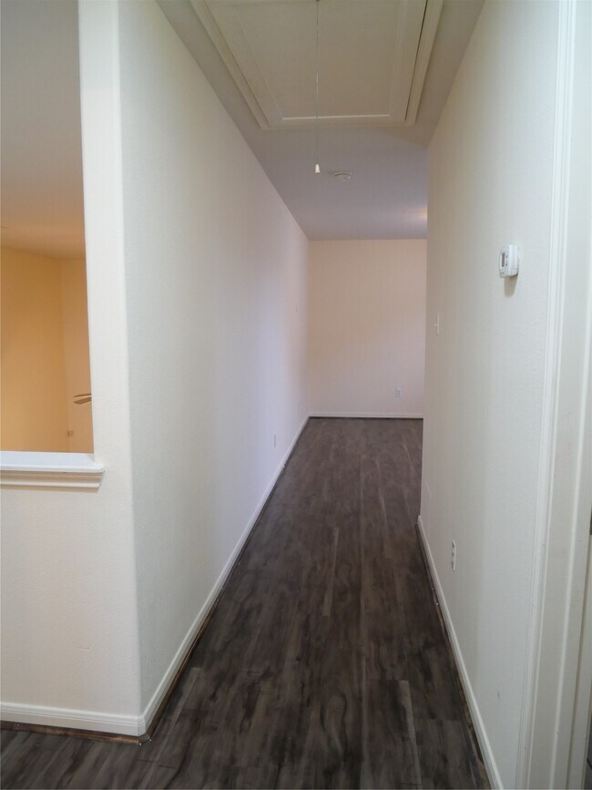 Building Photo - 14915 Aberdeen Meadow Lane