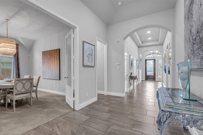 Building Photo - 166 Painted Trillium Dr