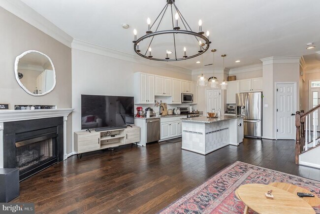 Building Photo - 42753 Stadler Ln
