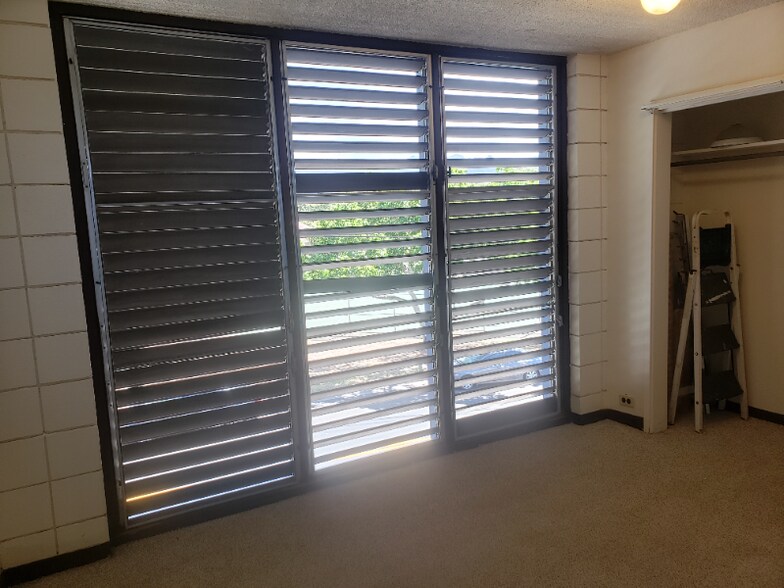 Building Photo - 1506 Kaumualii St