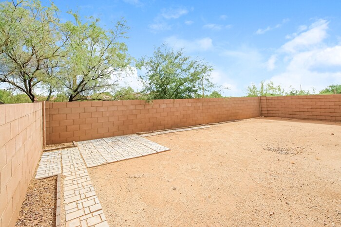 Building Photo - 8537 W Amazilia Pl