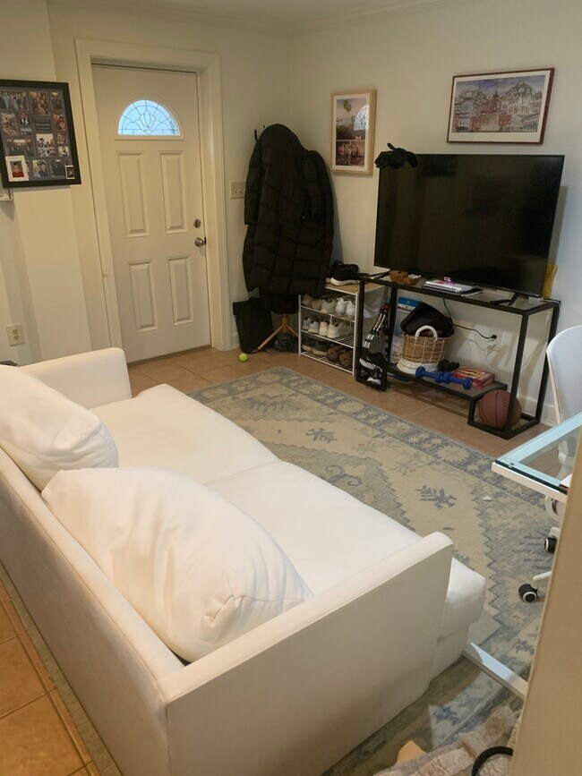 Building Photo - 4206 Washington Blvd