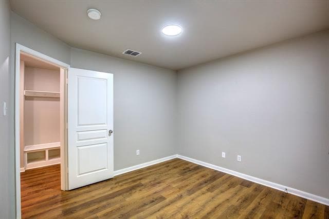 Building Photo - 12125 Tacoma Ridge Dr