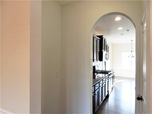 Building Photo - 2441 Melton Common Dr