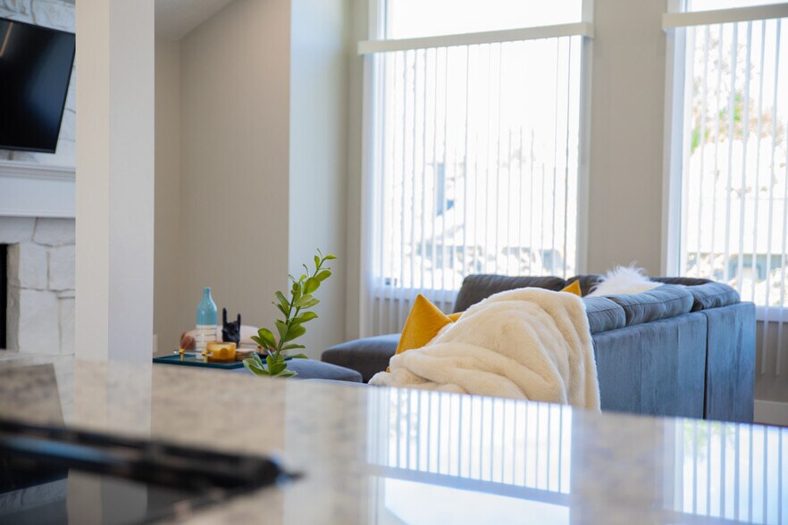 Building Photo - 2196 Karalee Way