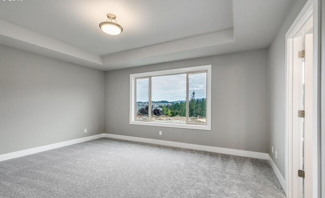 Building Photo - Bethany Stunner - 5 Bedrooms with Main-Level Bed & Bath, Modern Kitchen & Private Fenced Yard