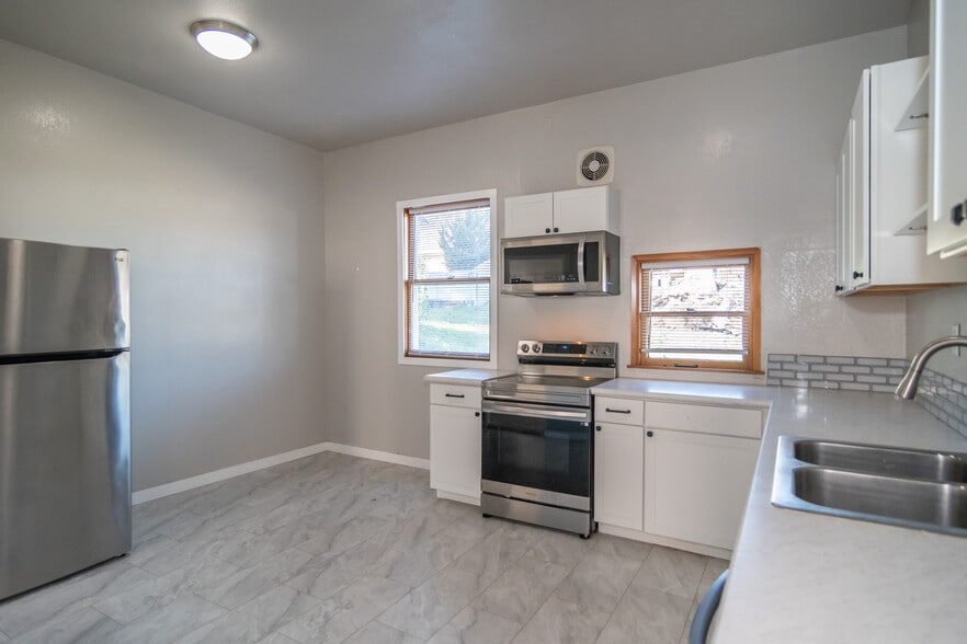 Building Photo - 500 Geary Dr