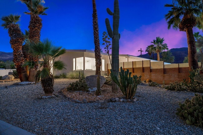 Building Photo - 38951 Bel Air Dr