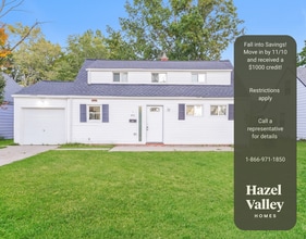 Building Photo - 451 Fairway Blvd