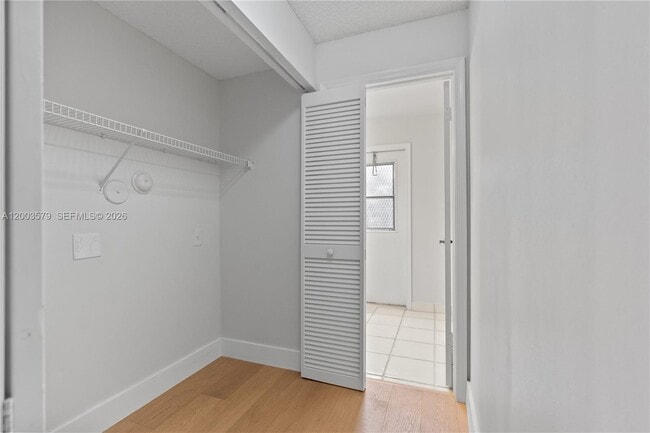 Building Photo - 237 NW 100th Ave