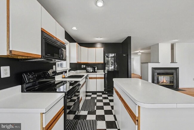 Building Photo - 1522 Isaacs Ct