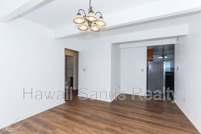 Building Photo - 3331 Hayden St