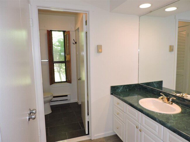 Building Photo - 237 Heritage Hills