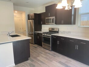Building Photo - 3736 Longford Way