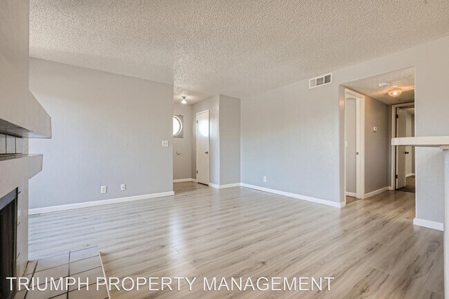 Building Photo - 2 br, 2 bath House - 2977 Juniper Hills Bl...