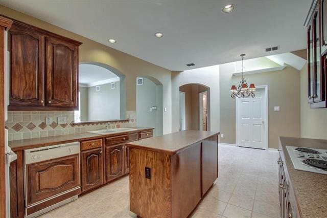 Building Photo - 224 Heatherwood Dr