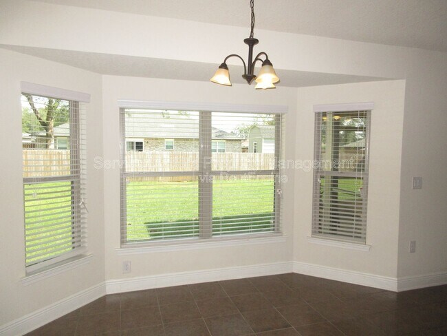 Building Photo - 5673 Cane Syrup Cir