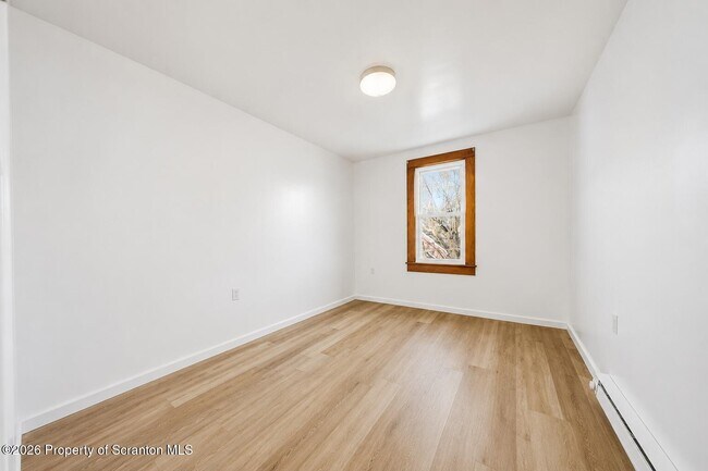 Building Photo - 1312 N Washington Ave