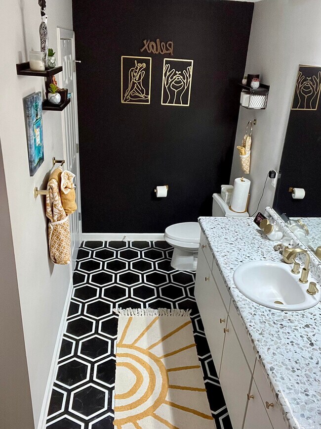 Building Photo - 6928 Mahonia Pl