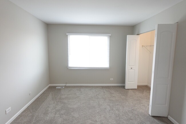 Building Photo - 1996 Georgetown Ln