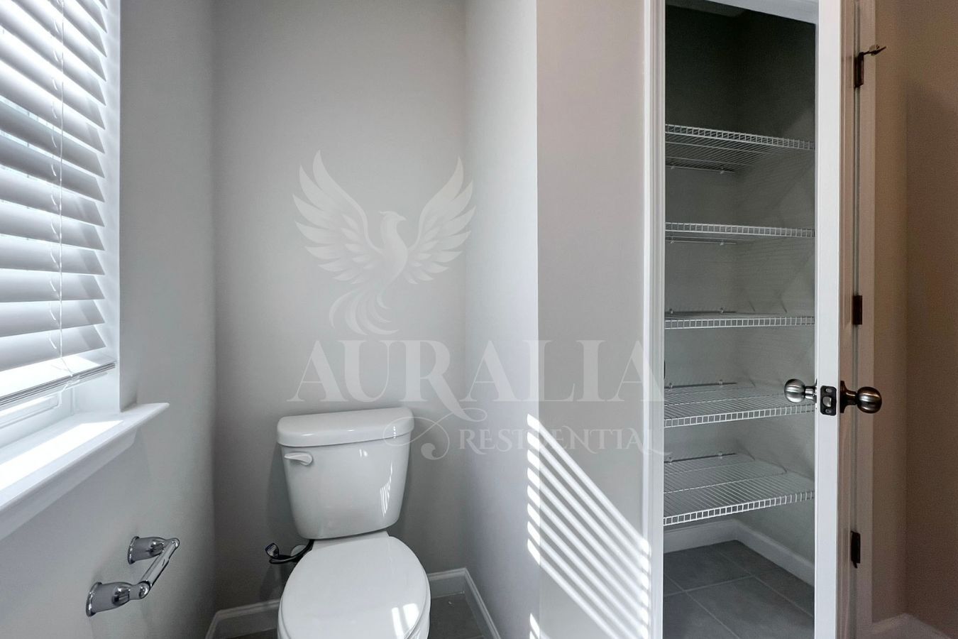 Building Photo - 183 Anise Ln