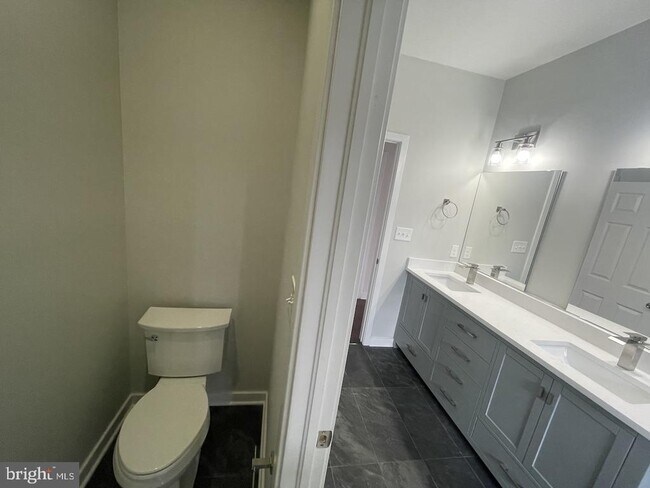 Building Photo - 8618 Jones Mill Rd