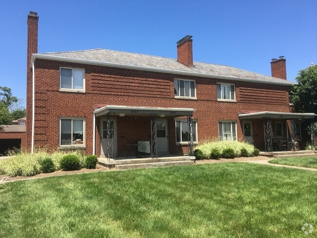 Building Photo - 2111 Ridgeview Rd
