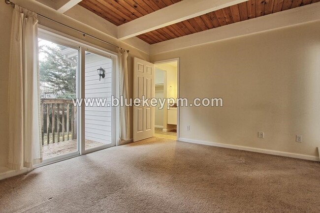 Primary Photo - 3 Bed, 2.5 Bath with Bonus Room Near PCC R...