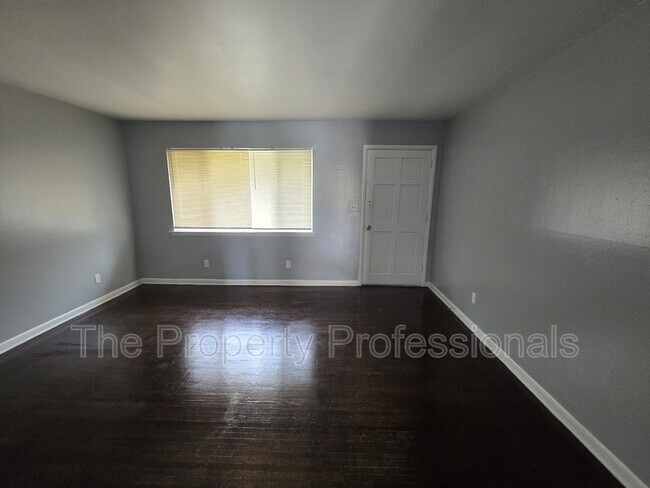 Building Photo - 7750 Rugby Ave