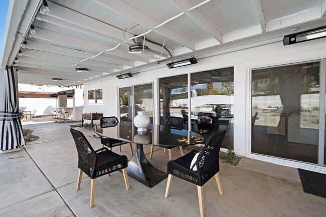 Building Photo - 36951 Marber Dr