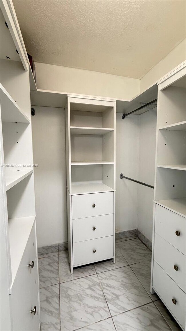 Building Photo - 14861 SW 173rd St