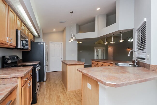 Building Photo - 4480 Abaco Dr