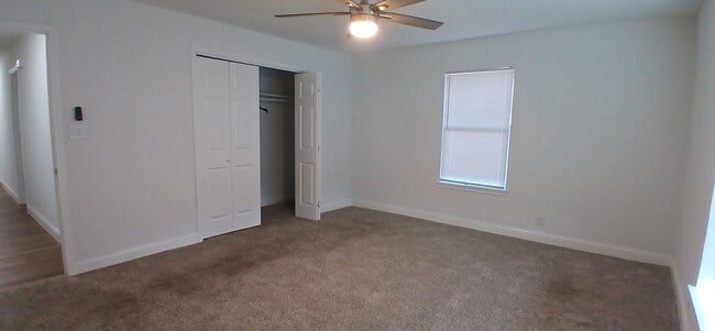 Building Photo - Updated Fort Worth Gem — Over 2,000 Sq Ft, Fireplace & Two Living Spaces