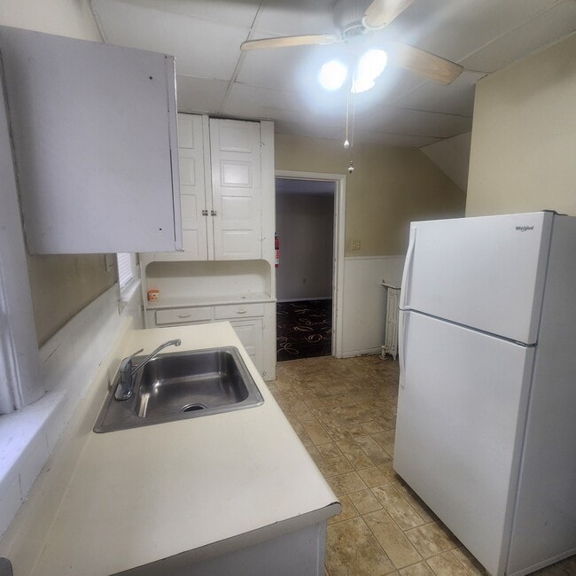 Building Photo - 101 Crawford Ave