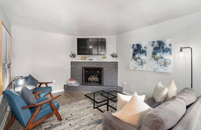 Building Photo - Beautiful Fully Furnished Two Bedroom Minutes From Hershey