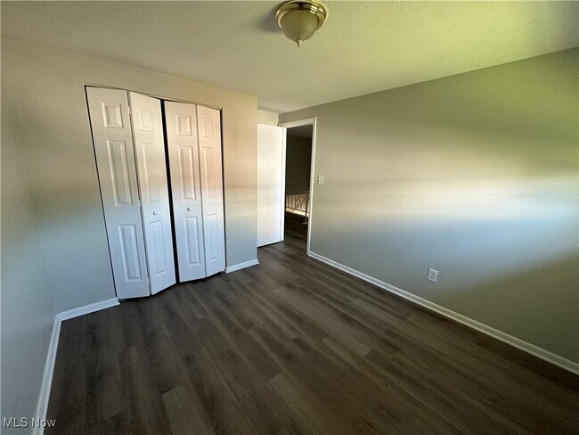 Building Photo - 31624 N Marginal Dr