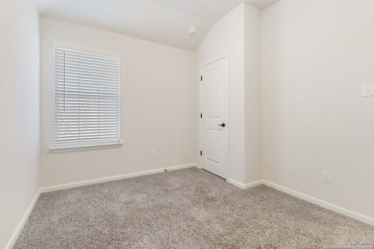 Building Photo - 13822 Enzo Gate