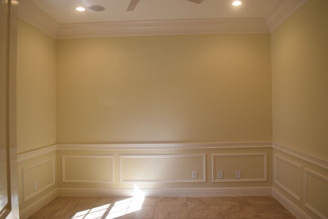 Building Photo - PGA Verano