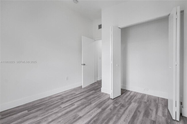 Building Photo - 7777 NW 8th Ct