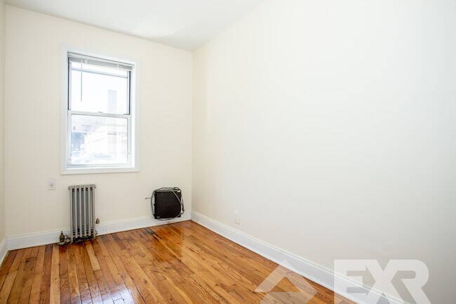 Building Photo - 667 Brooklyn Ave