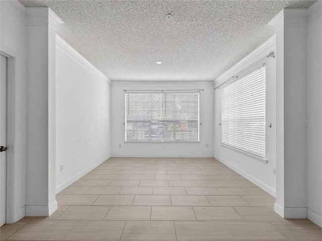 Building Photo - 13003 Plantation Park Cir