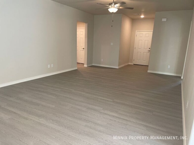 Building Photo - 1345 Bajada St