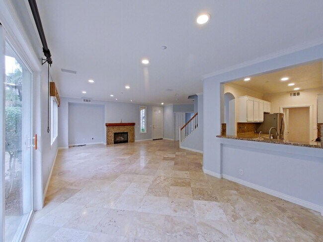 Building Photo - Beautiful 3-Bedroom Home in the Sought-After Trinidad Community, Talega