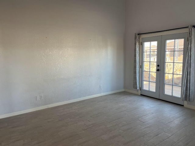 Building Photo - 204 Cutlass Dr