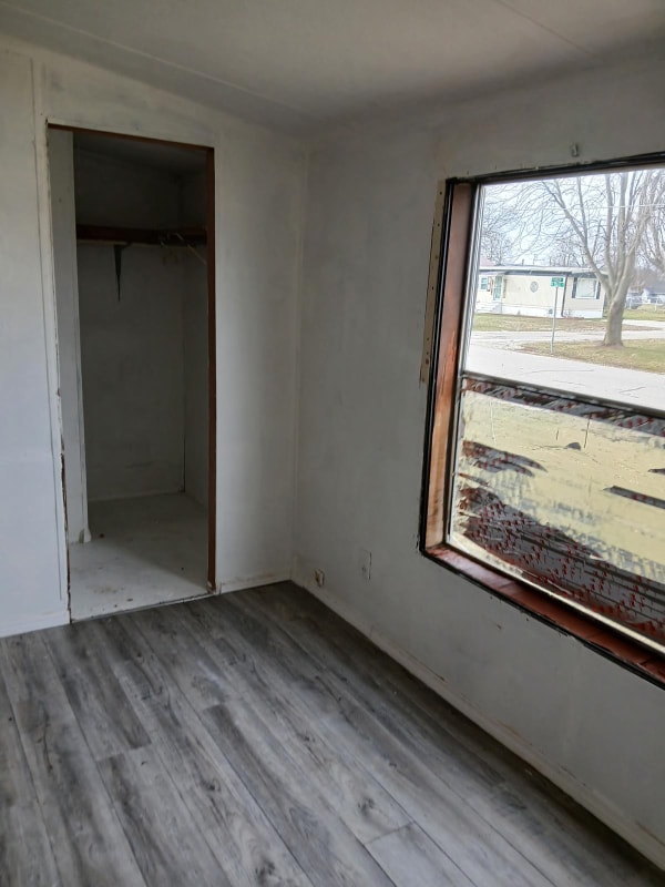 Building Photo - 1205 N State St