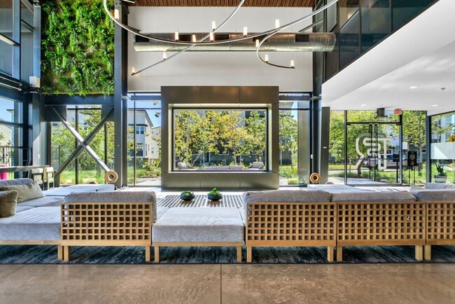 Building Photo - 10881 McCan Ct