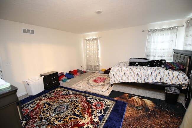 Building Photo - 216 Old Bay Dr