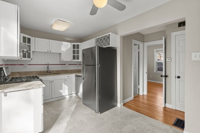 Building Photo - 963 Collier Pl