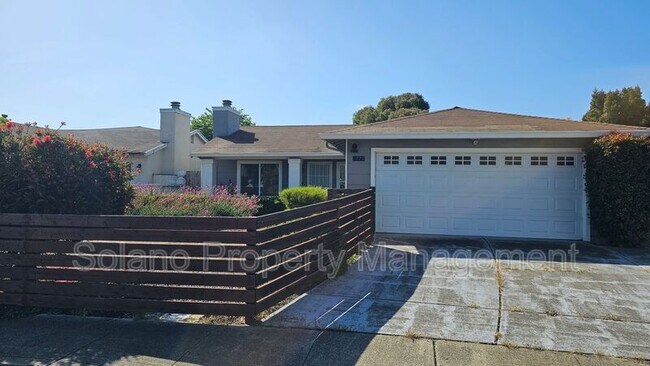 Building Photo - 771 Quartz Ln