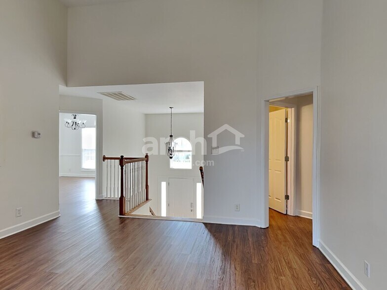 Building Photo - 3948 Justene Ct